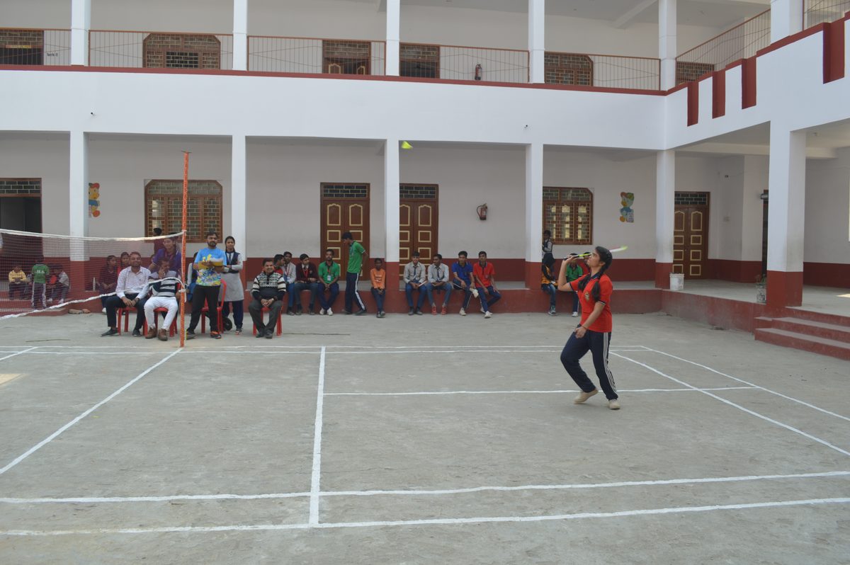 Gopal Ji Memorial School campus and courtyard, Reoti